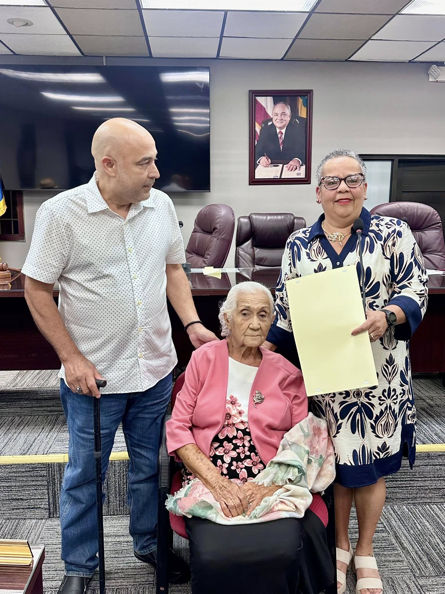 Legislatura Municipal se honró en homenajear a doña Ana Amelia Rodríguez Colón