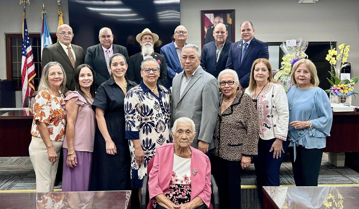 Legislatura Municipal se honró en homenajear a doña Ana Amelia Rodríguez Colón